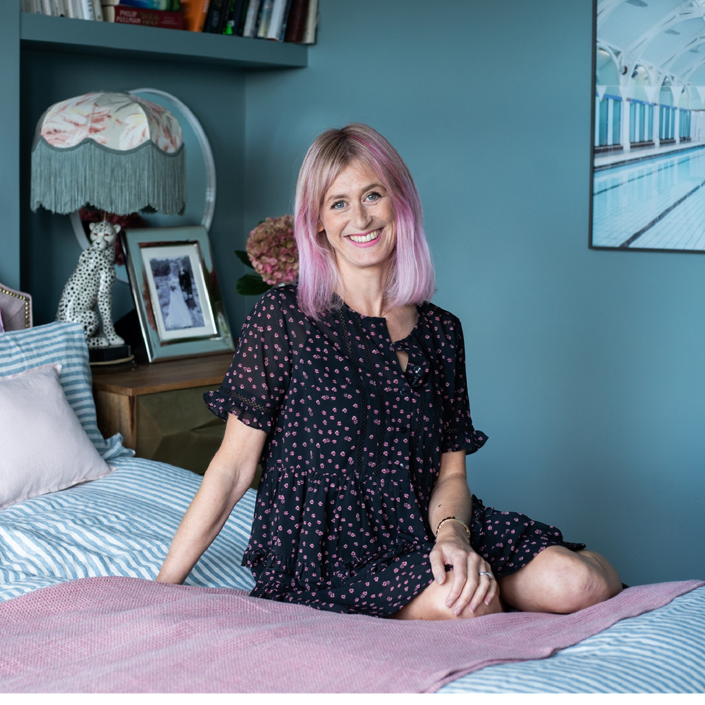 Episode 190: Interiors, trapezes, and turning 40 with Emily Murray